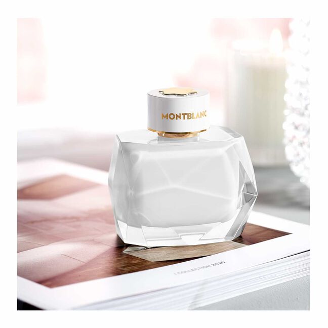 בושם לאישה SIGNATURE א.ד.פ