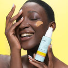 GLOW ME + MEDIUM-DEEP מינרלי בתוספת גוון SPF 50 קרם לחות image number null