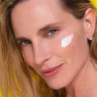 קרם לחות מינרלי לפנים SPF30 image number null