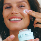 MOISTURIZE ME קרם לחות מתקן עשיר במיוחד image number null