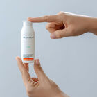 קרם יום SPF50 לעור רגיל-יבש image number null