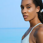 סרום יום למיצוק העור REVIVE ME image number null