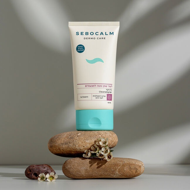ג'ל ניקוי פנים לעור שמן הנוטה לפצעונים