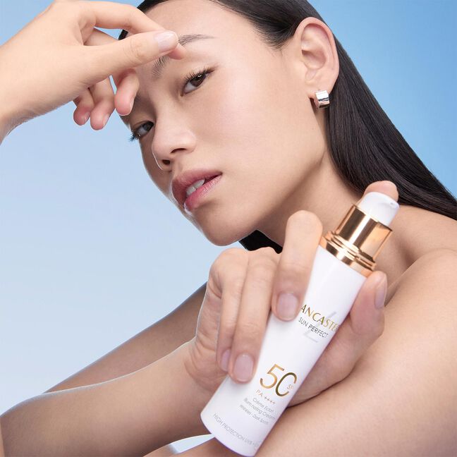 קרם פנים למראה זוהר ואחיד SPF30 נגד קמטים וכהויות