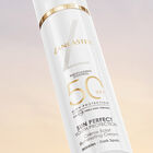 קרם פנים למראה זוהר ואחיד SPF50 נגד קמטים וכהויות image number null