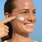 קרם לחות מינרלי לפנים SPF30 image number null