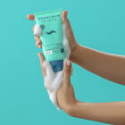 סבון פנים לעור רגיש פרחי קמומיל image number null