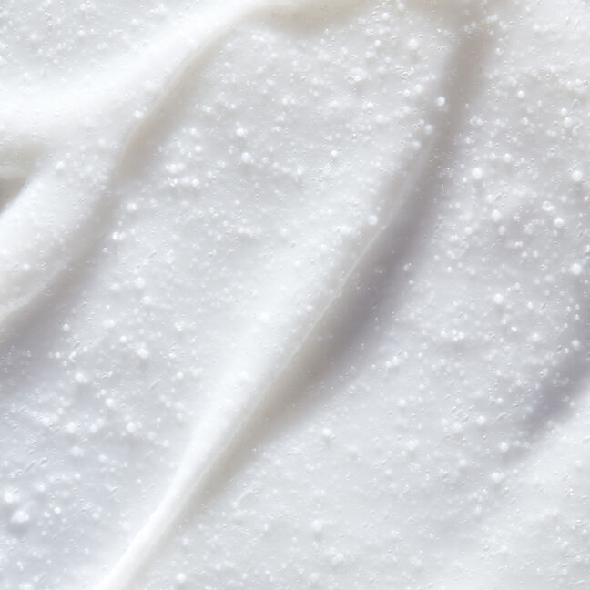 פילינג קרמי מעניק לחות